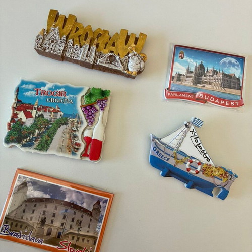Travel Magnets set of 5, unused