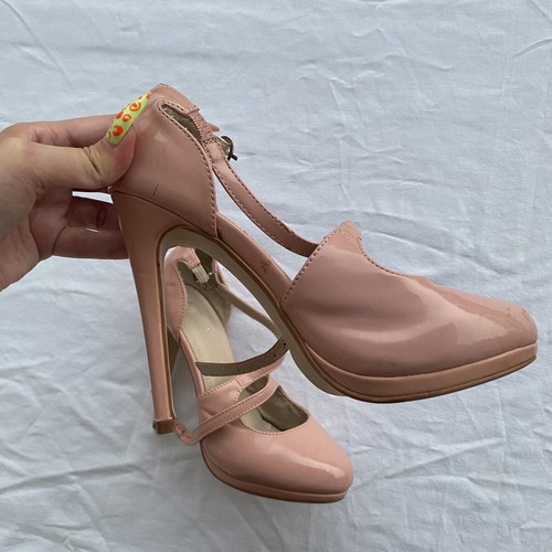 Pink heels size 37