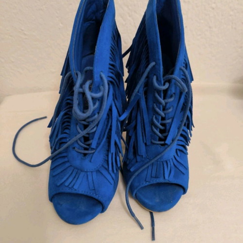 Blue high-heeled boots with fringes like new