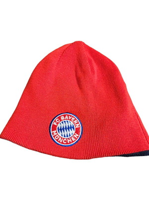 Bayern Munich reversible hat like new