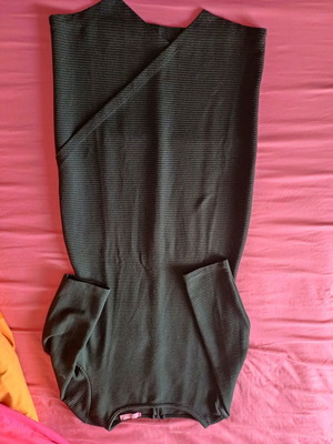 Pink Woman black dress size M like new, fitted with 3/4 sleeve