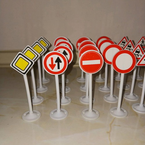 Traffic signs like new, pack of 58 pieces