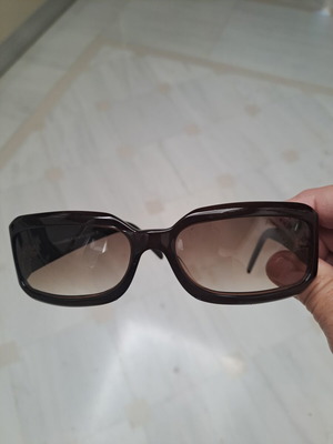 Chanel sunglasses like new, brown