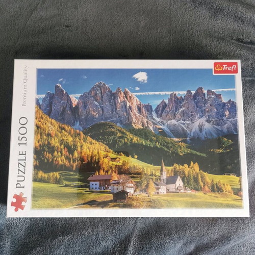 Puzzle new 1500 pieces with shrink wrap