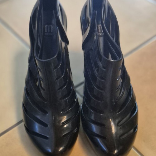 Melissa jelly shoes size 37, used, 10cm heels, black