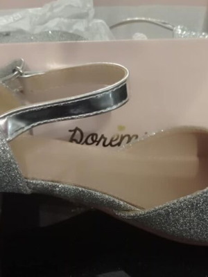 Girls' ballet shoes new, silver glitter size 32