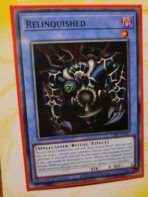 Relinquished Yu-Gi-Oh! card like new with -  1,80 - Vendora.cy