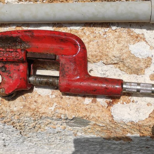 Virax pipe cutter used 210130 for iron pipes 3/4" - 3"