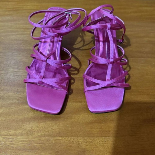 Zara women's fuchsia strappy sandals with medium heel