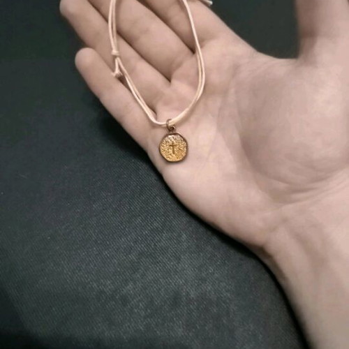 Handmade bracelet with cross adjustable for all wrist types