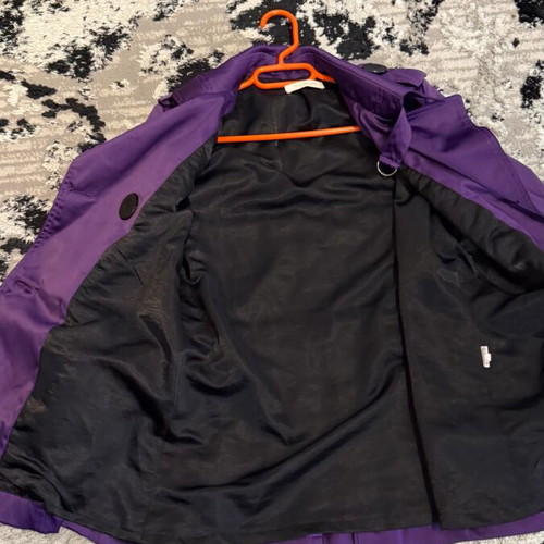Purple outerwear like new, size S