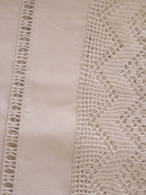 Pillowcases new from hase with lace and machine azur embroidery