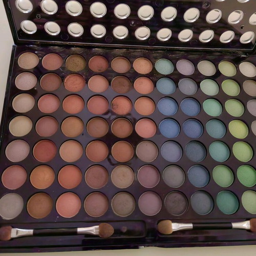 W7 Cosmetics Paintbox 77 eyeshadow palette used with broken opening