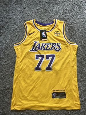 NBA φανέλα Doncic καινούργια επίσημο αντίγραφο