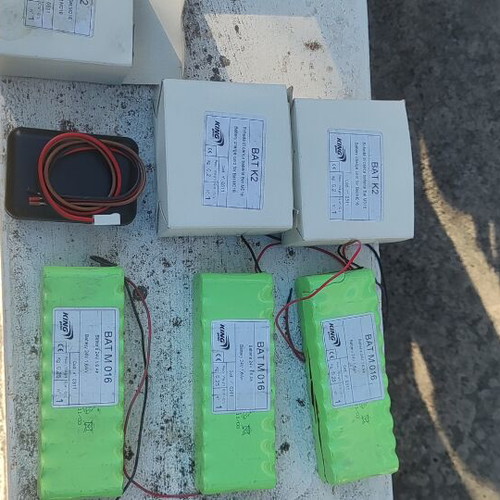King Gates battery and charger new, set of three