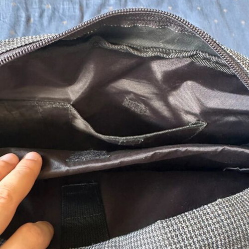 Τσάντα laptop γκρι σαν καινούργιο με πολλαπλές θήκες