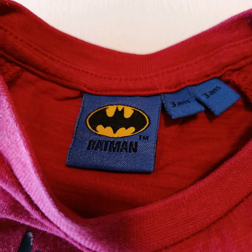 Pack of 4 t-shirts and jacket like new for 3 years old