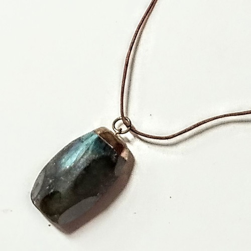 Labradorite pendant new with genuine leather cord