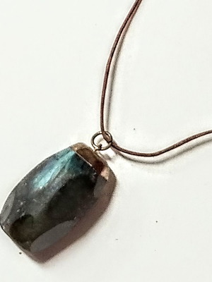 Labradorite pendant new with genuine leather cord
