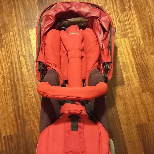 Bebe-Confort Loola 2-in-1 stroller with used carrycot