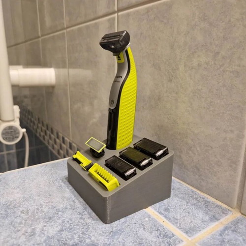 OneBlade Philips stand new with 7 slots in various colors