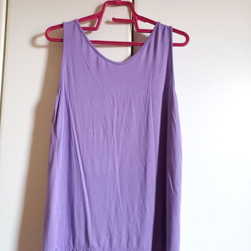 Purple sleeveless casual chic blouse like new, size S or M