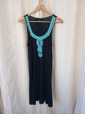 Black dress like new, thin flannel fabric, size M/L