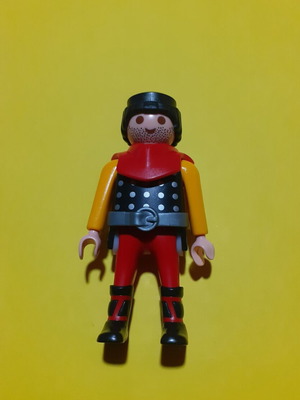Playmobil knight figure like new from red dragon sets