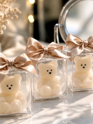 Bombonieres new, pack of 48 scented bear candles