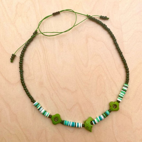 Summer green necklace with green dolphin and flowers from chalcedony, new