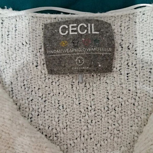 Cecil women's knitted cardigan like new, size Large, white