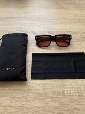 Givenchy sunglasses new, black and red
