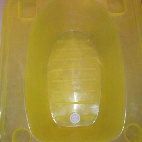X-Treme baby bath used for home bathtub
