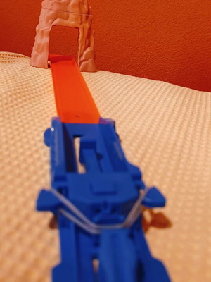 HotWheels Launch Road like new with small defect
