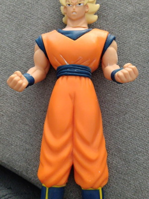 Goku Dragonball Bubblebath Figure used