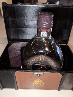 Dimple Whisky 15 Years Old New with Original Box