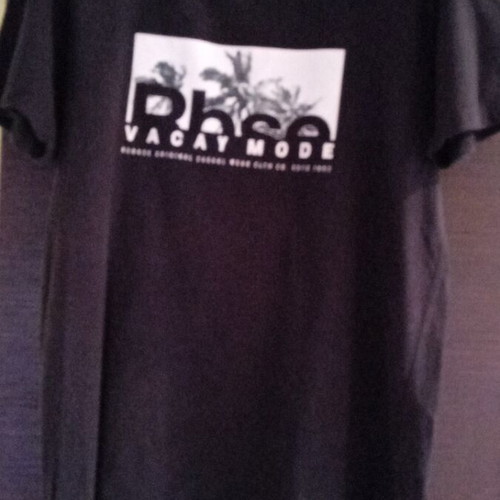 Out of board men's t shirt size M black like new