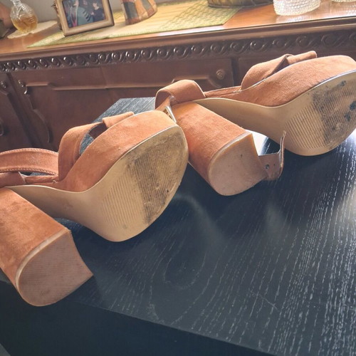 Tally Weijl suede platforms used, size 36, tan