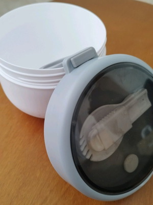 Food bowl new with fork in lid small