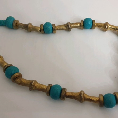 Women's necklace like new, turquoise and gold colors