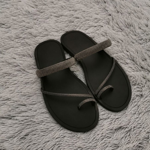 Women's black sandals with rhinestones like new, size 39