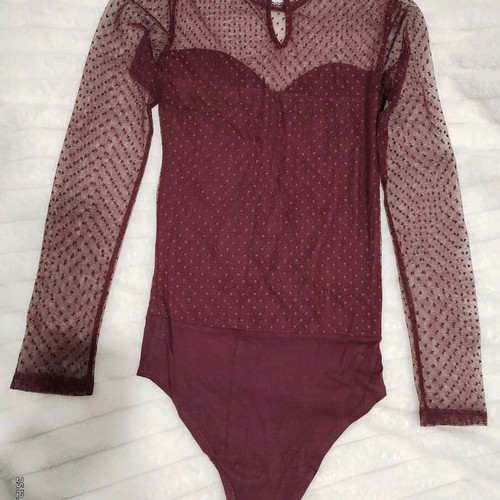 Bordeaux body medium size like new with high elasticity and delicate lace