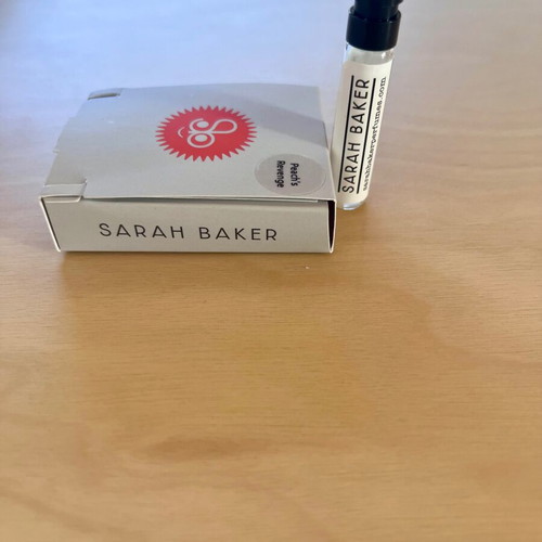 Sarah Baker Peach's Revenge Tester Eau de Parfum 2 ml like new