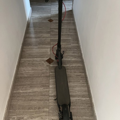 Xiaomi Electric Scooter 4, 25 km/h max speed, 35 km range
