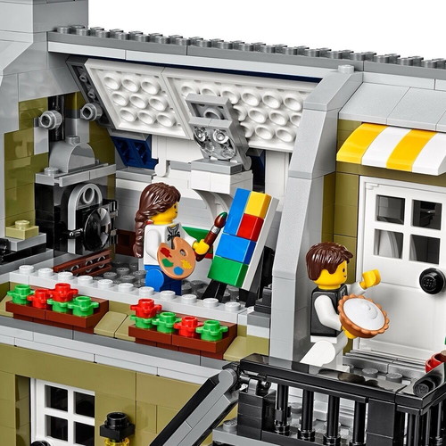 Lego Creator Expert Parisian Restaurant 10243 new, collectible