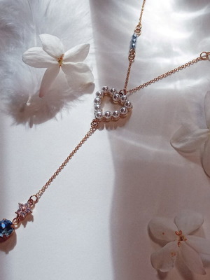 Fancy Y-shaped necklace with heart pearl charm and colorful rhinestones