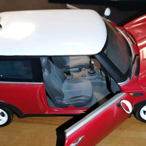 Mini Cooper used metal model car 1:18 red with white roof