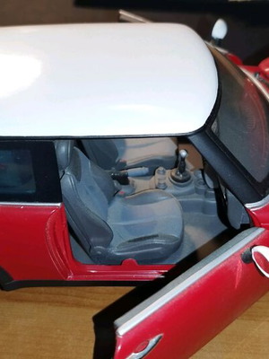 Mini Cooper μεταχειρισμένο μεταλλικό μοντέλο αυτοκινήτου 1:18 κόκκινο με λευκή οροφή