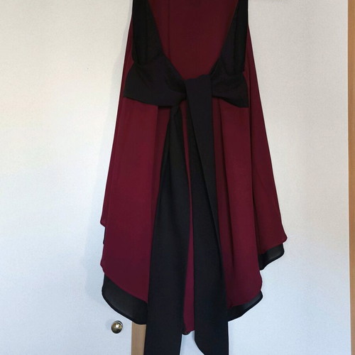 Attrattivo asymmetrical blouse small like new, burgundy-black