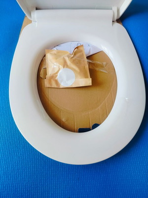 Toilet seat with soft-close mechanism, durable duroplastic, white new
